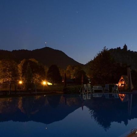 Отель Holznest Gutenstein Экстерьер фото